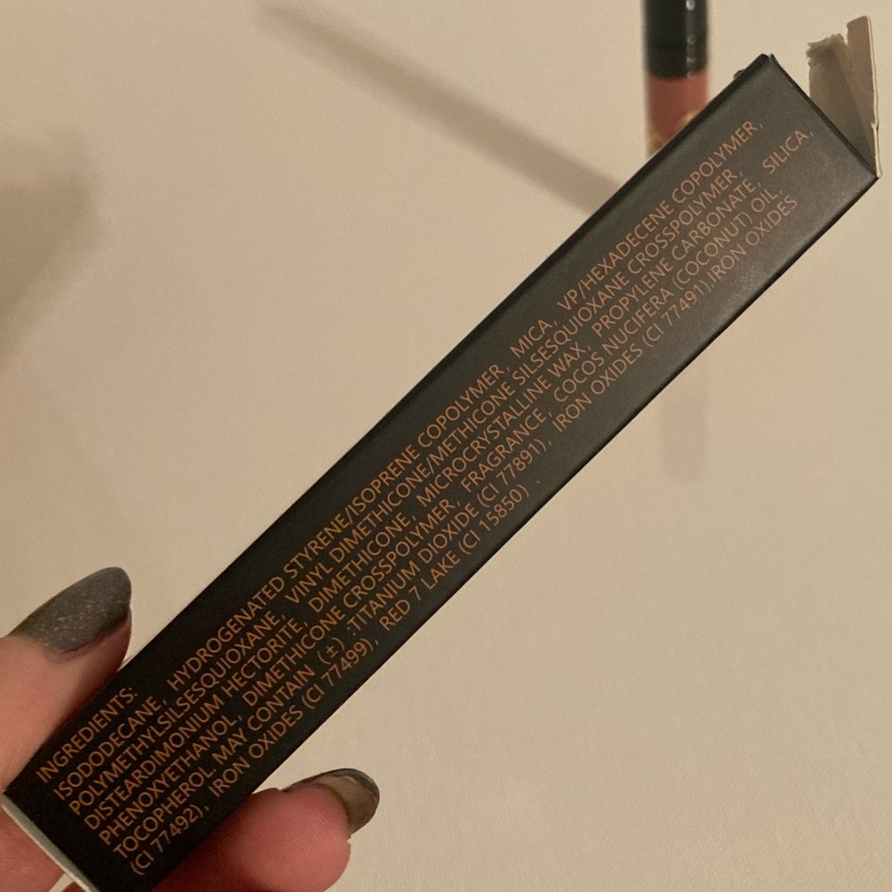 BYOD LONGING LIPS MATTE LIQUID LIPSTICK with Vitamin E - Straight Forward - Picture 5 of 10